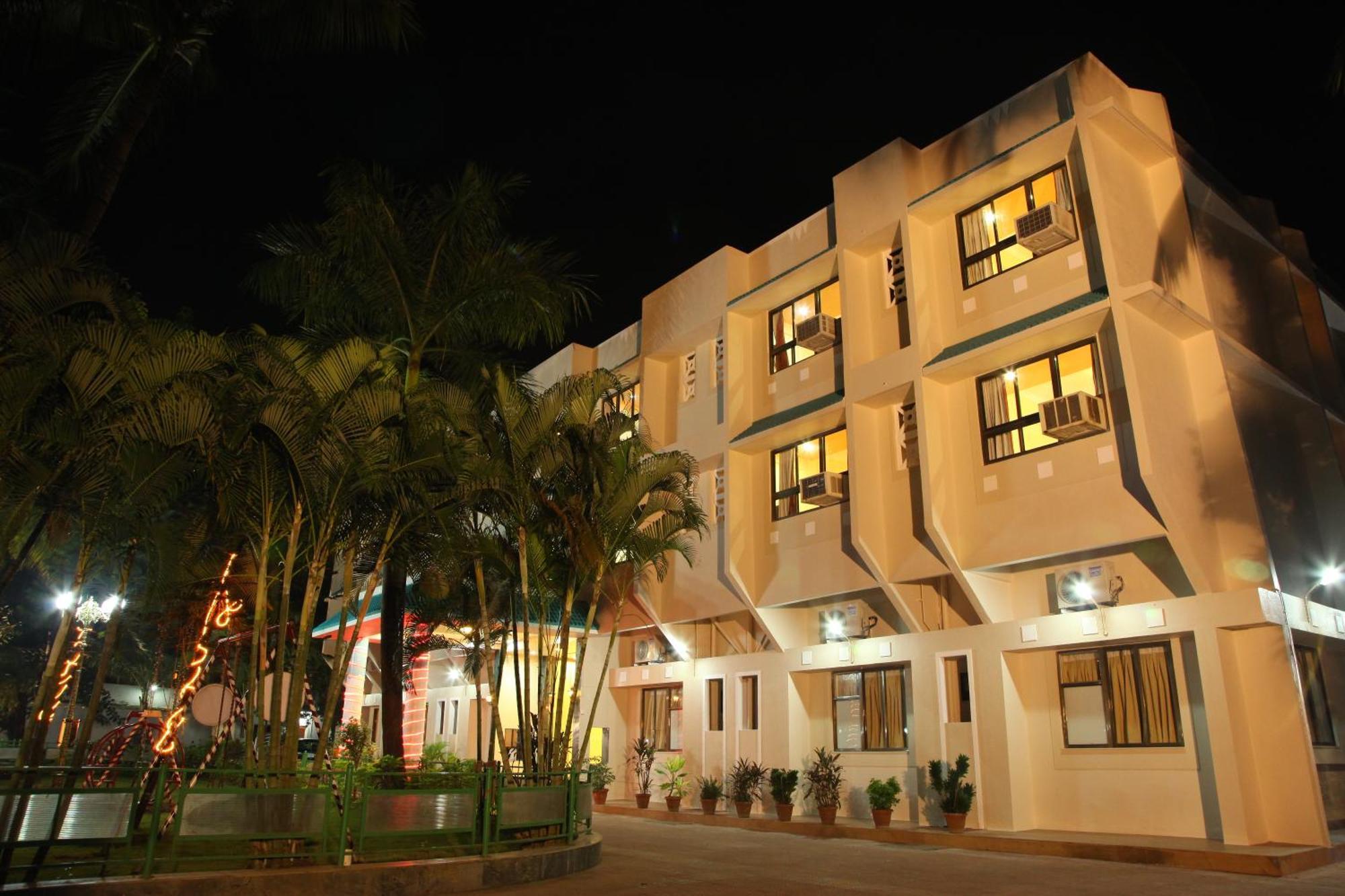 Hotel Ravikiran Alibaug Alībāg Ngoại thất bức ảnh