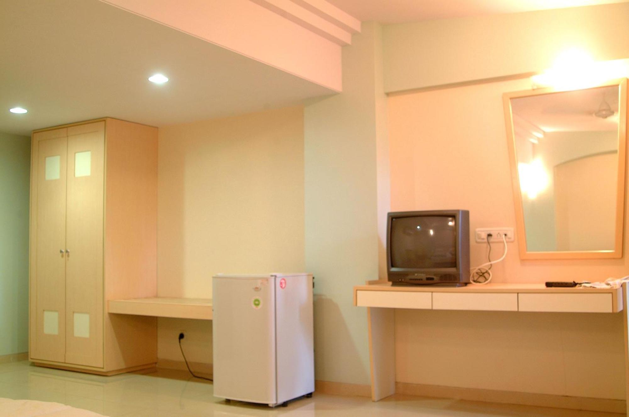 Hotel Ravikiran Alibaug Alībāg Ngoại thất bức ảnh